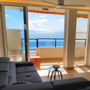  Apartamento Beachfront -- New Luxury -- 1ª Linea Playa -- Centro De -- Private Parking -- Panoramic Sea Views